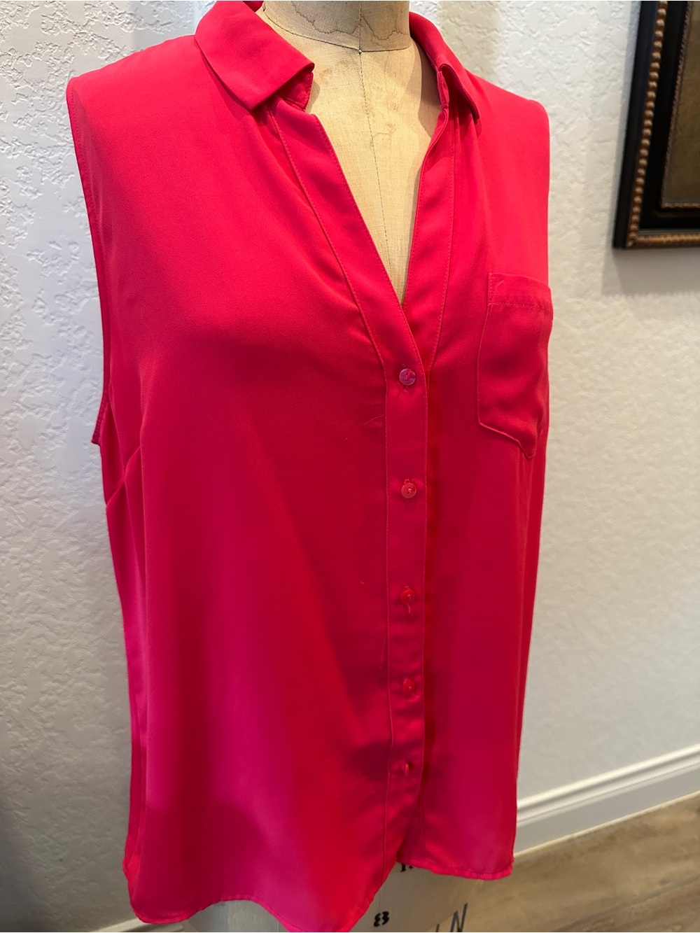 The Limited Sleeveless Button-Down Blouse in Hot Pink